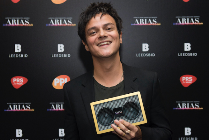 Jamie Cullum wins Gold for Best Music Presenter at ARIAS!